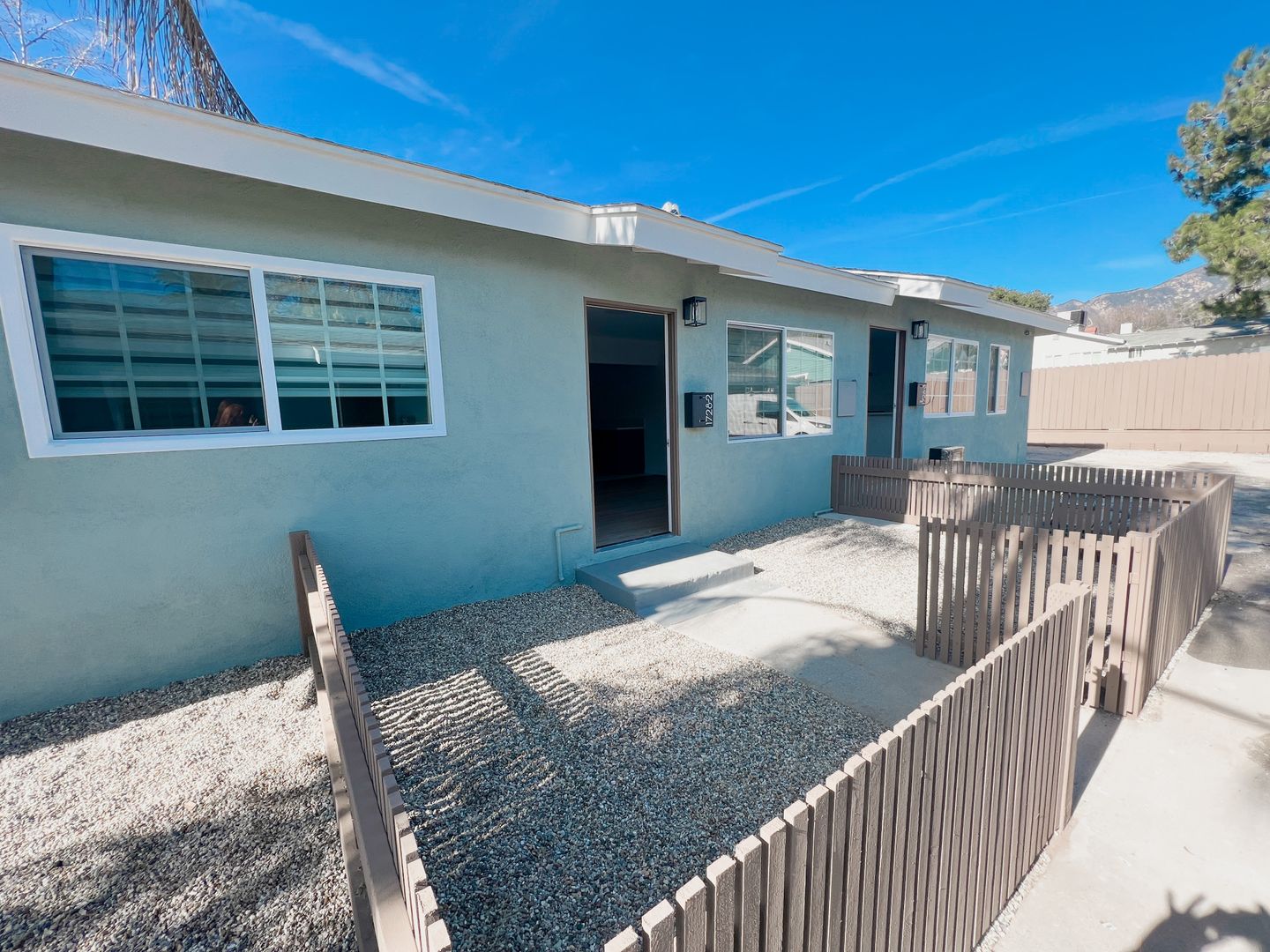 Pasadena Apartment: 1704-1732 N. Sierra Bonita Ave.