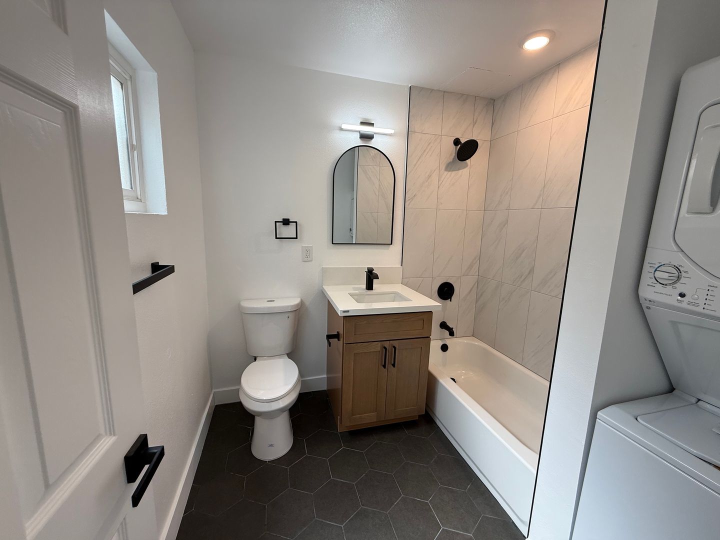 Anaheim Apartment: 1623 S Walnut Street