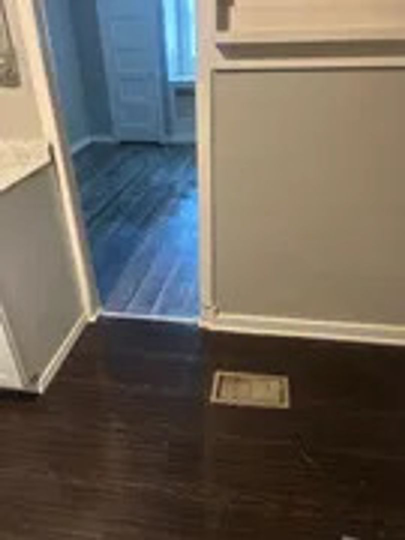 Kansas City Apartment: 5200 St John Ave