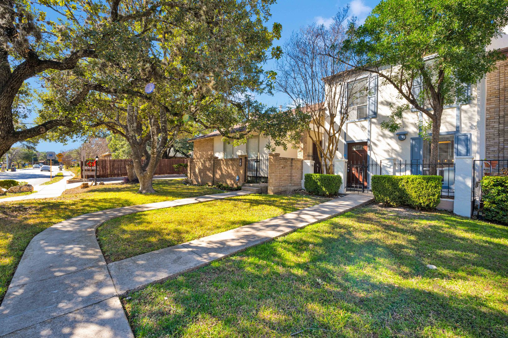 San Antonio Townhome: 11303 Vance Jackson