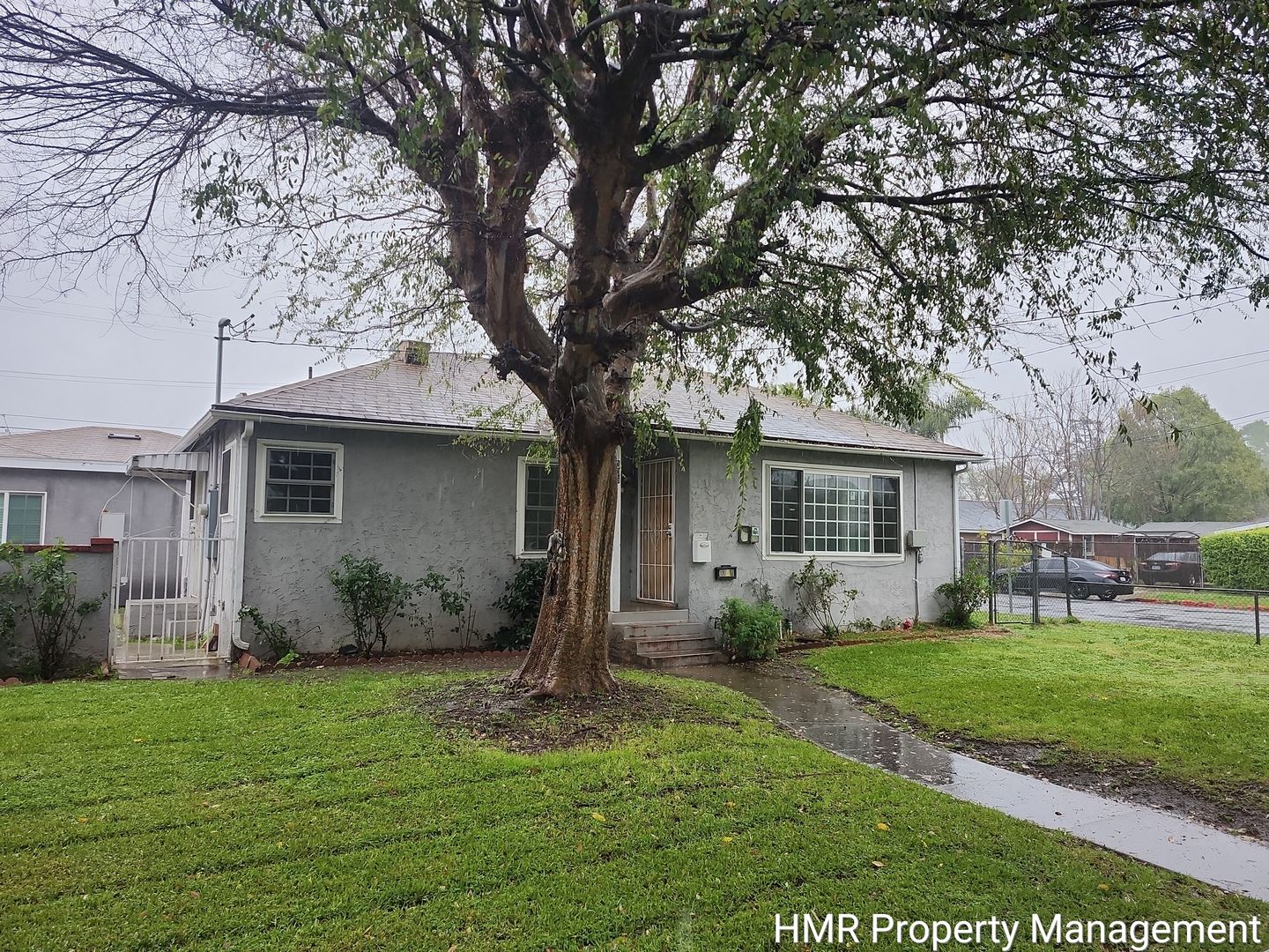 Ontario Apartment: 306 W Sunkist St