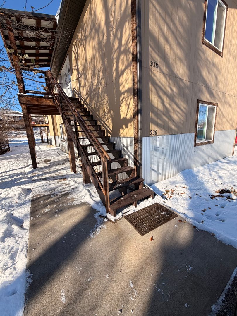 Spearfish Apartment: 938 Saint Joe St