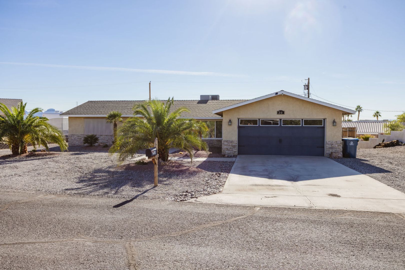 Lake Havasu City House: VR - 2818 Naples Ln