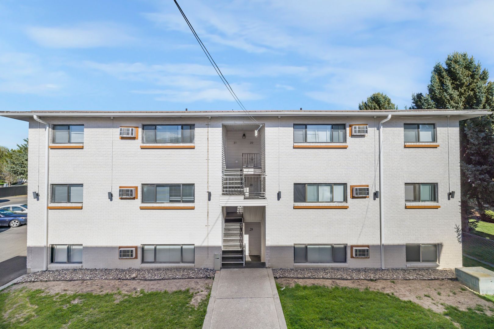 Rexburg Apartment: 457 S 4th W