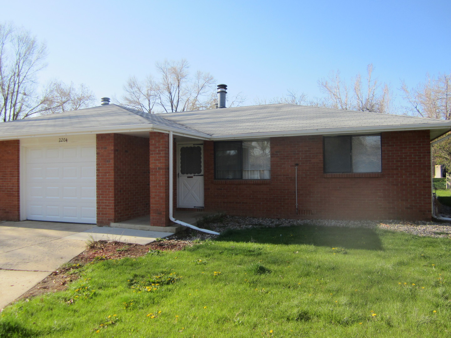 Loveland Apartment: 2204-2206 Albany Court
