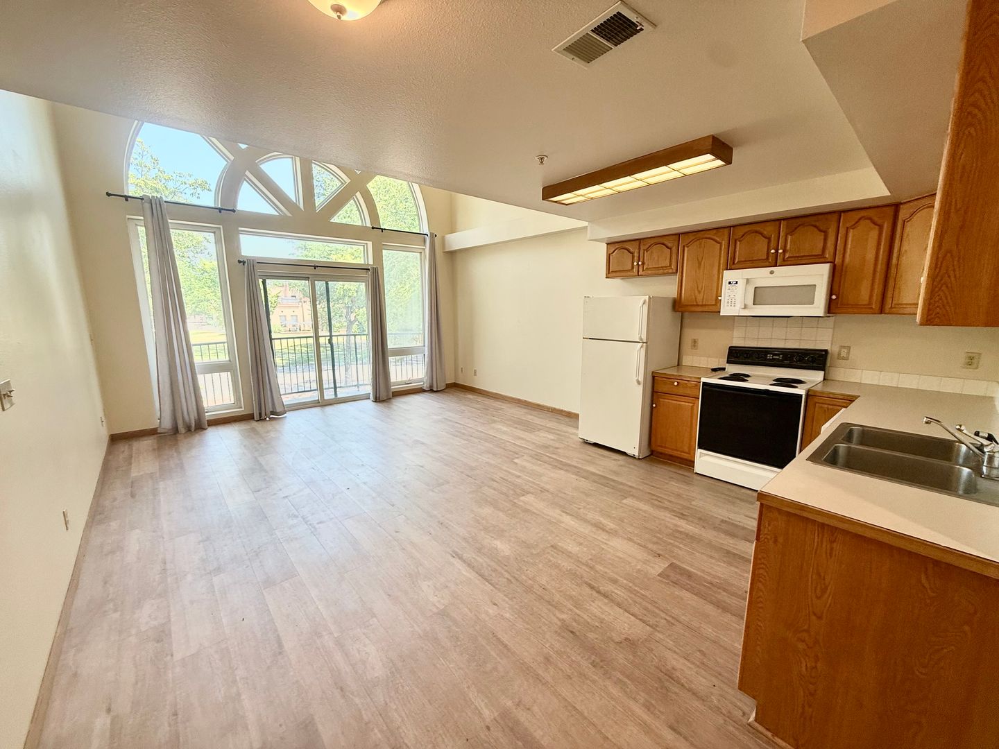 Fort Collins Apartment: 816 South College Avenue