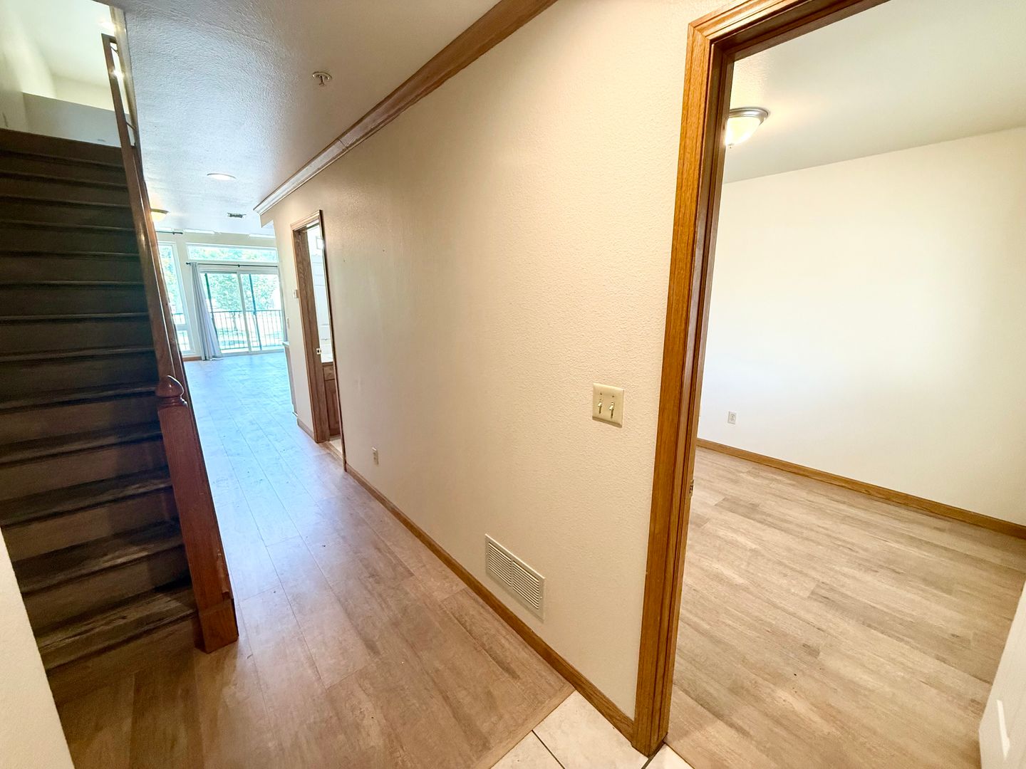 Move In & Save - 2 Week FREE Rent - Low Deposit!! 2 Bedroom Downtown Fort Collins Apartment | Walk to Old Town & CSU 3 of 12