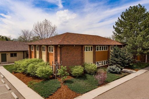 Boise Summit Office Building - Commercial Suites For Rent!