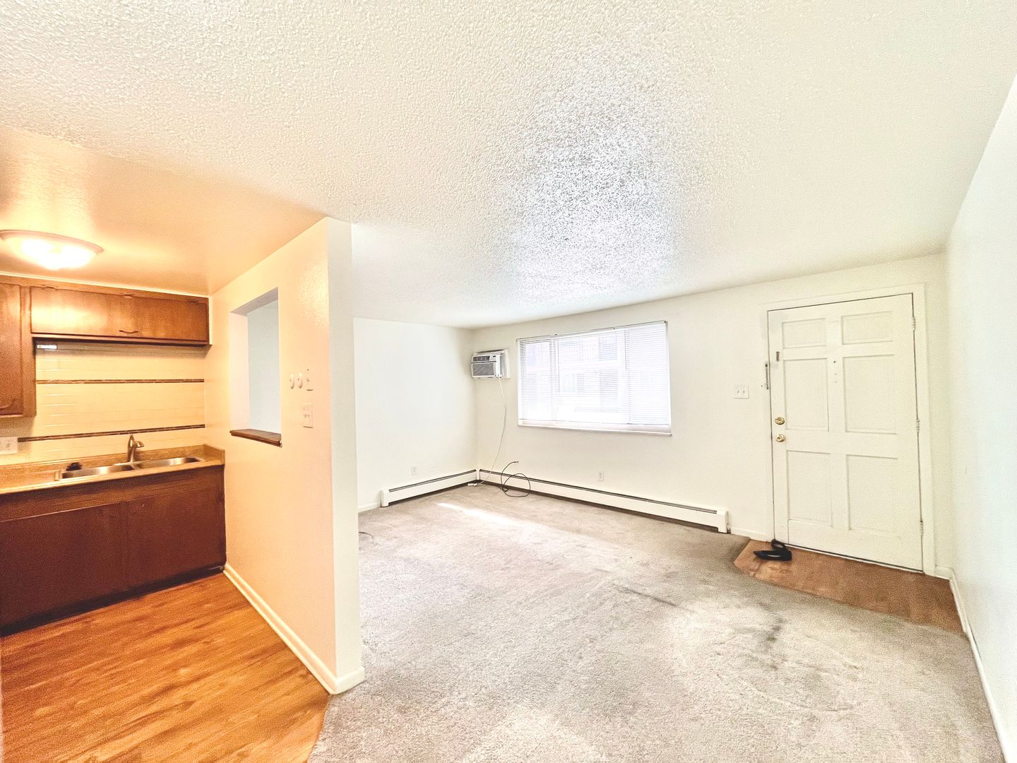 Longmont Apartment: 1419 Coffman Street