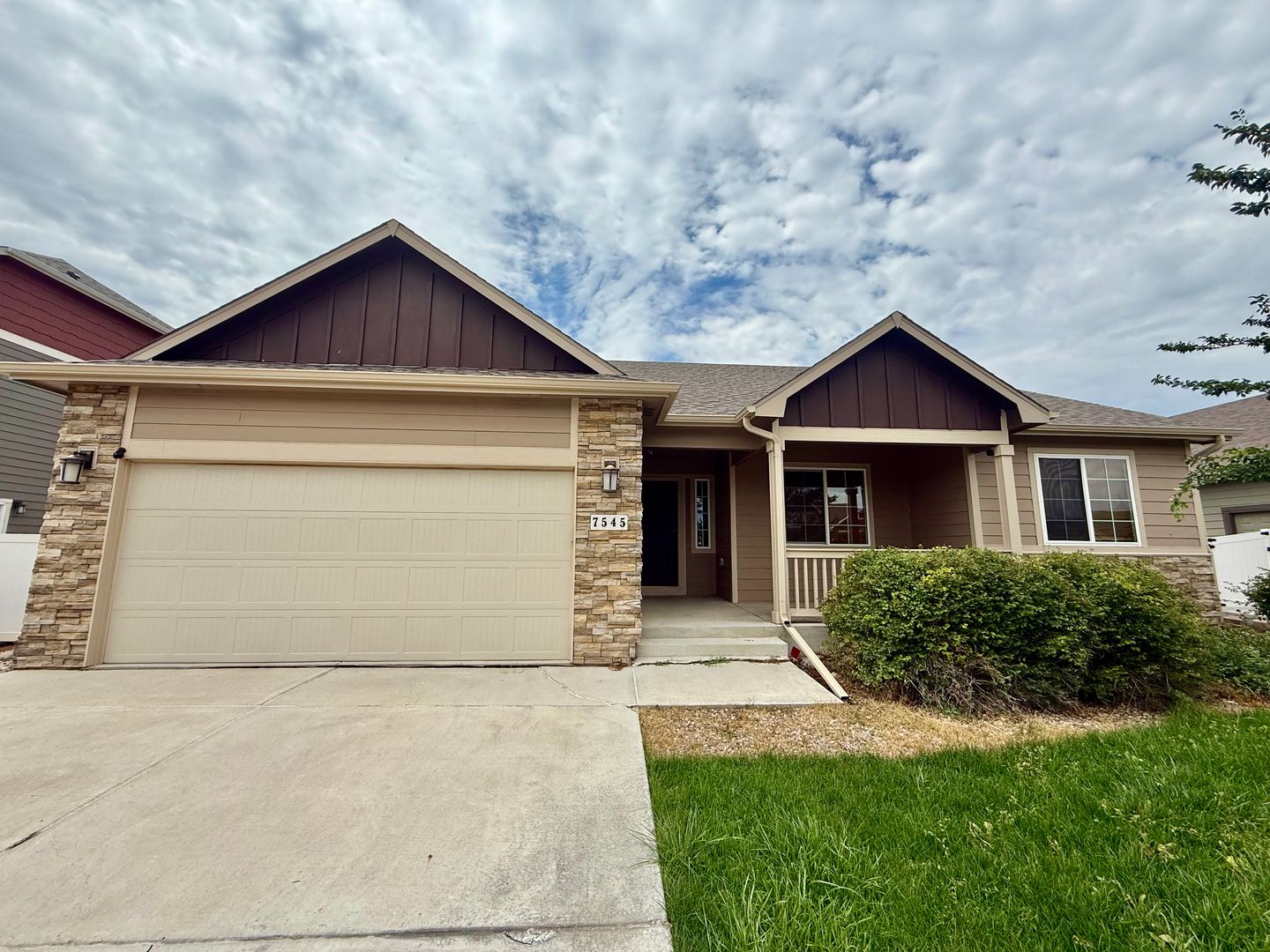 Wellington House: 7545 Back Stretch Drive