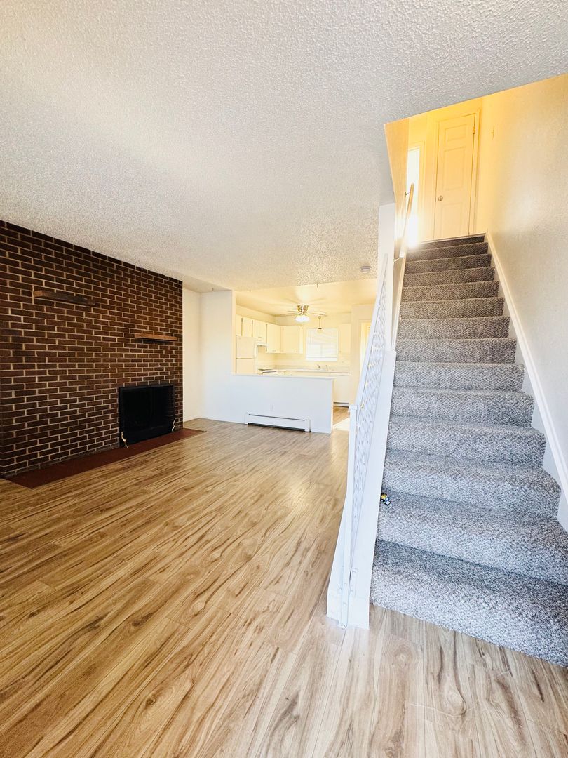 Loveland Apartment: 1706-1740 East 16th Street