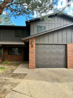 3 Bedroom, 2 Bathroom Townhome in Lakemont Subdivision of Greeley – photo 1