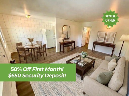 1/2 Off First Month! Second-Floor 1-Bedroom Near City Park. Flexible lease options ending May 2027 – photo 1