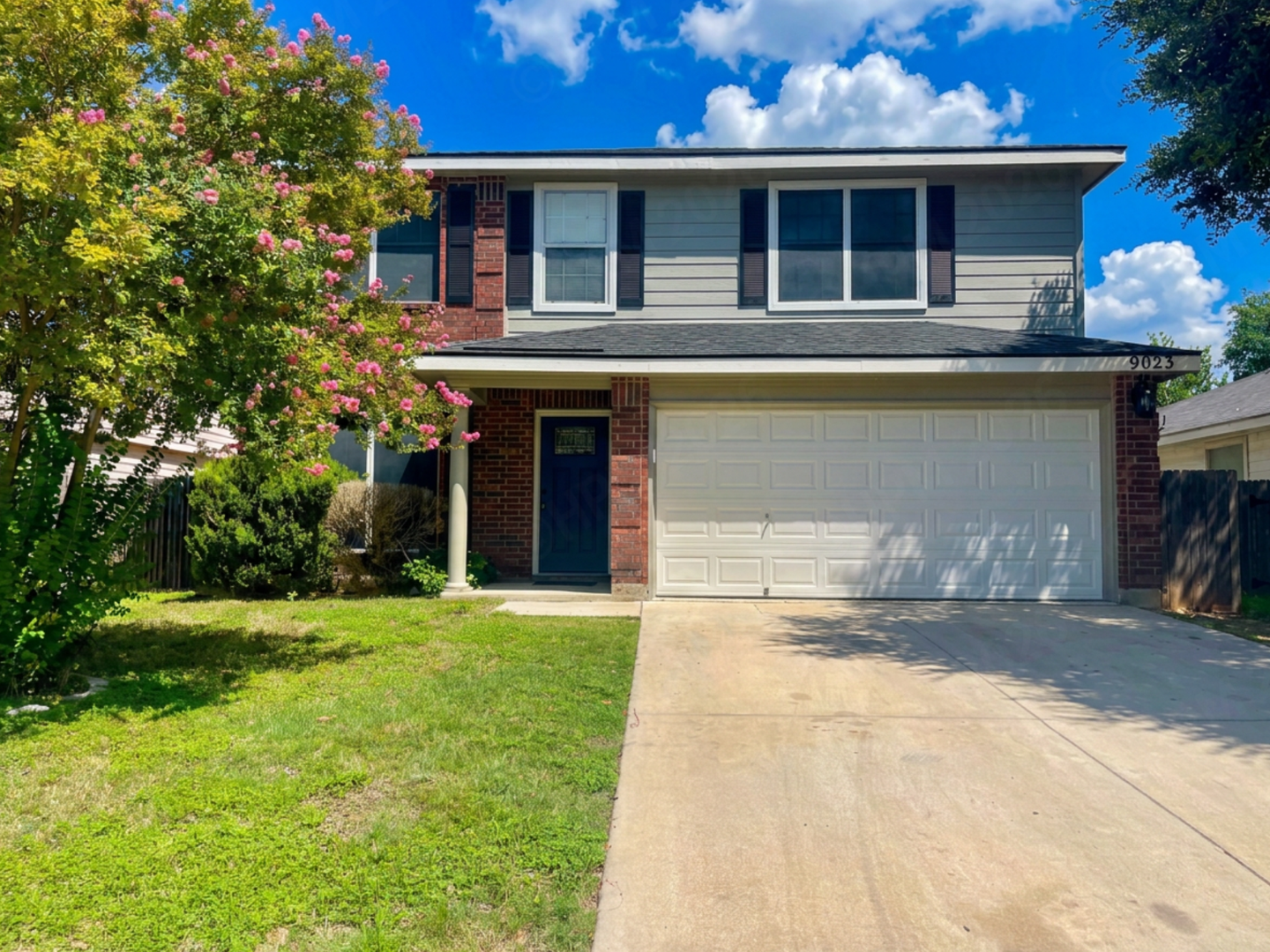 Selma House: 9023 Pinseeker