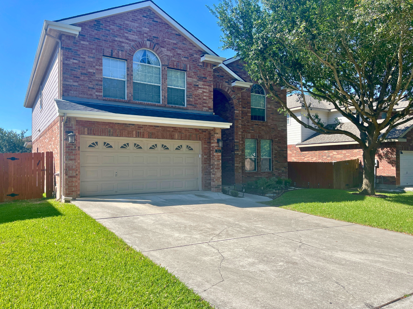 Cibolo House: 324 Willow Loop