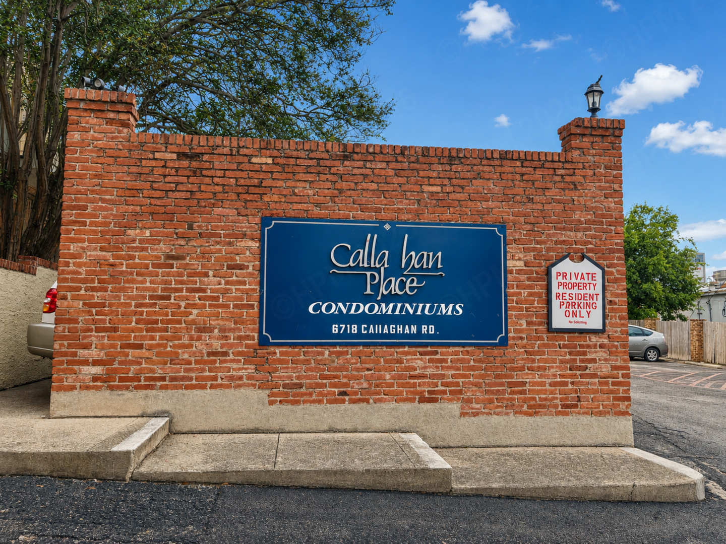 San Antonio House: 6718 Callaghan #515