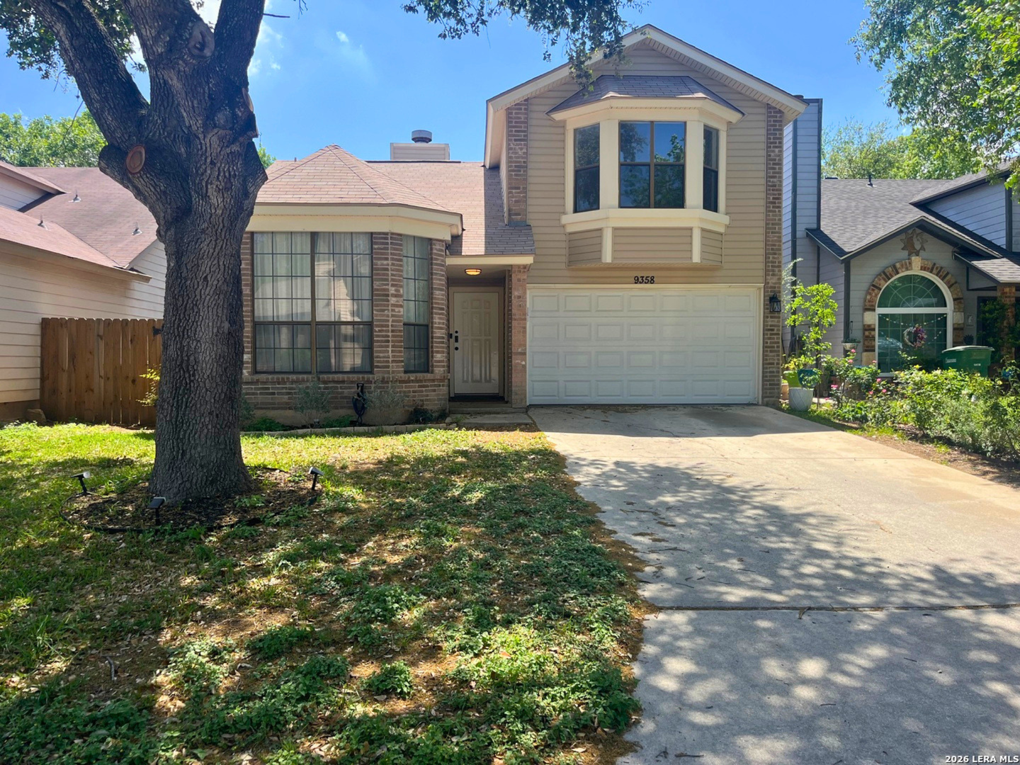 San Antonio House: 9358 Village Lance
