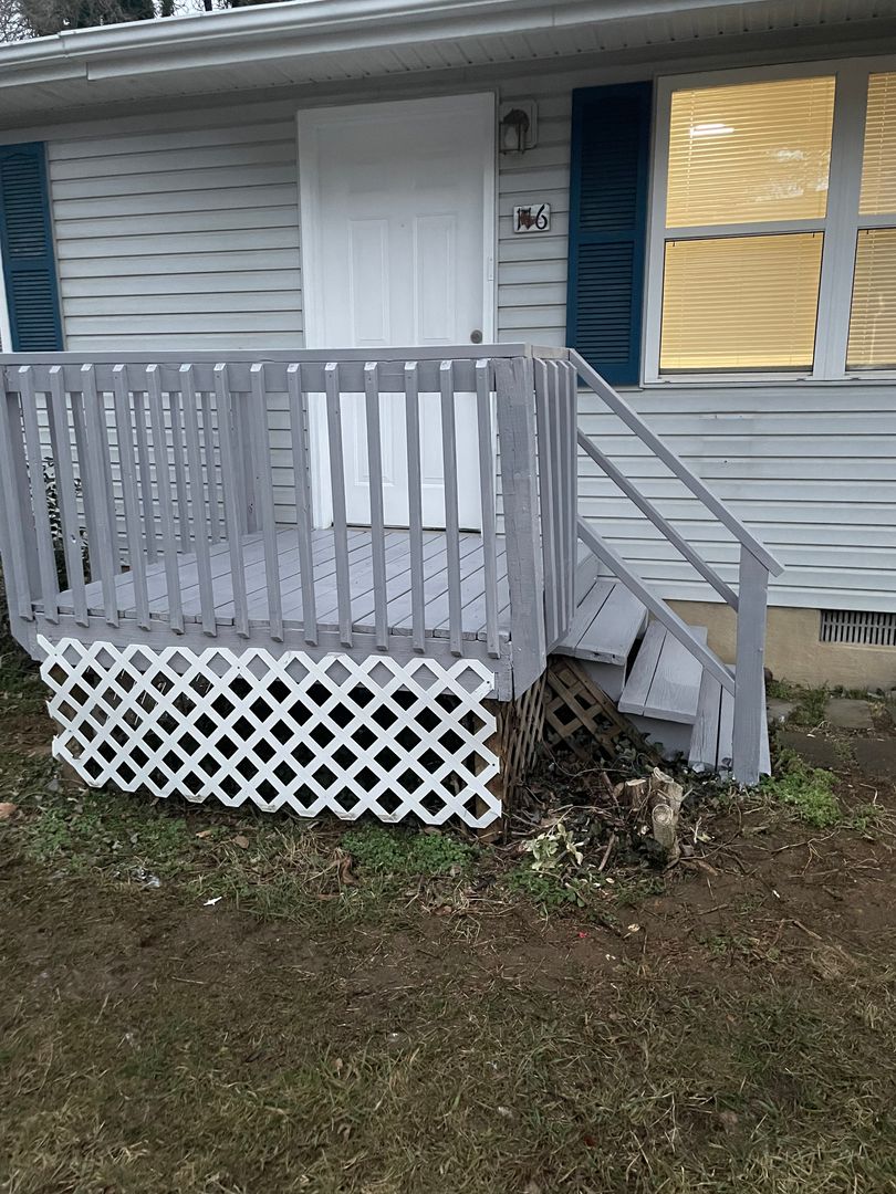 Roanoke House: 116 Harrison Ave Nw