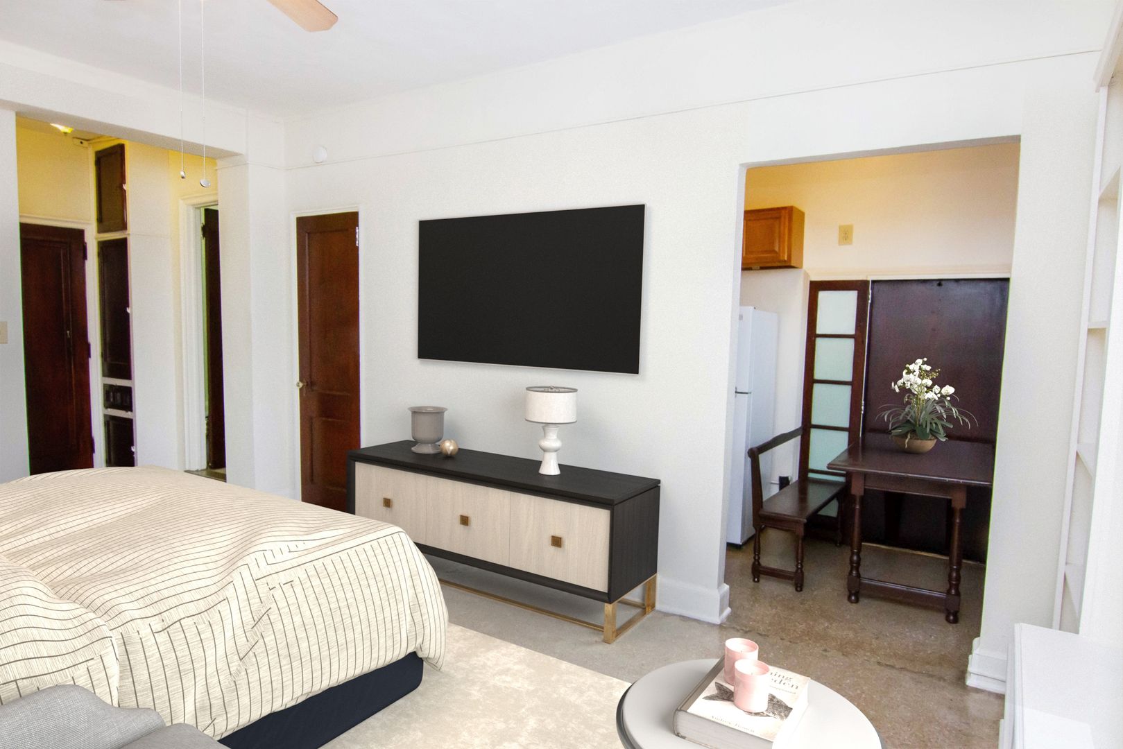 Memphis Apartment: 6 South McLean Boulevard