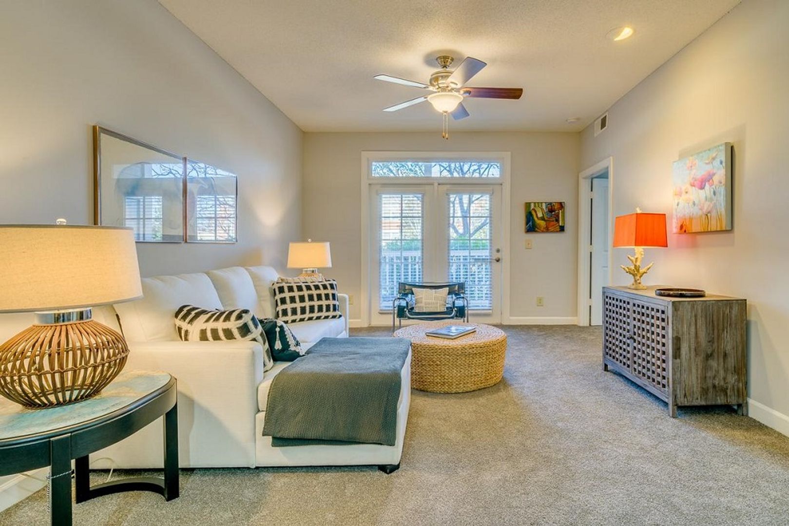 Memphis Apartment: 4 Riverview Drive West