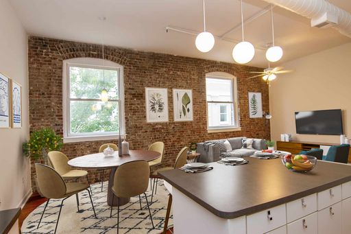Cornerstone Flats - 1 Bed, 1.5 Bath, 1,024 sqft - Rare Availability! – photo 1