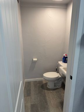 Listing photo thumbnail