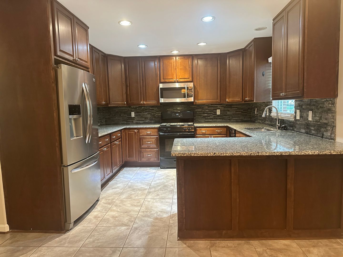 Green Valley Road, 1010 8 of 12
