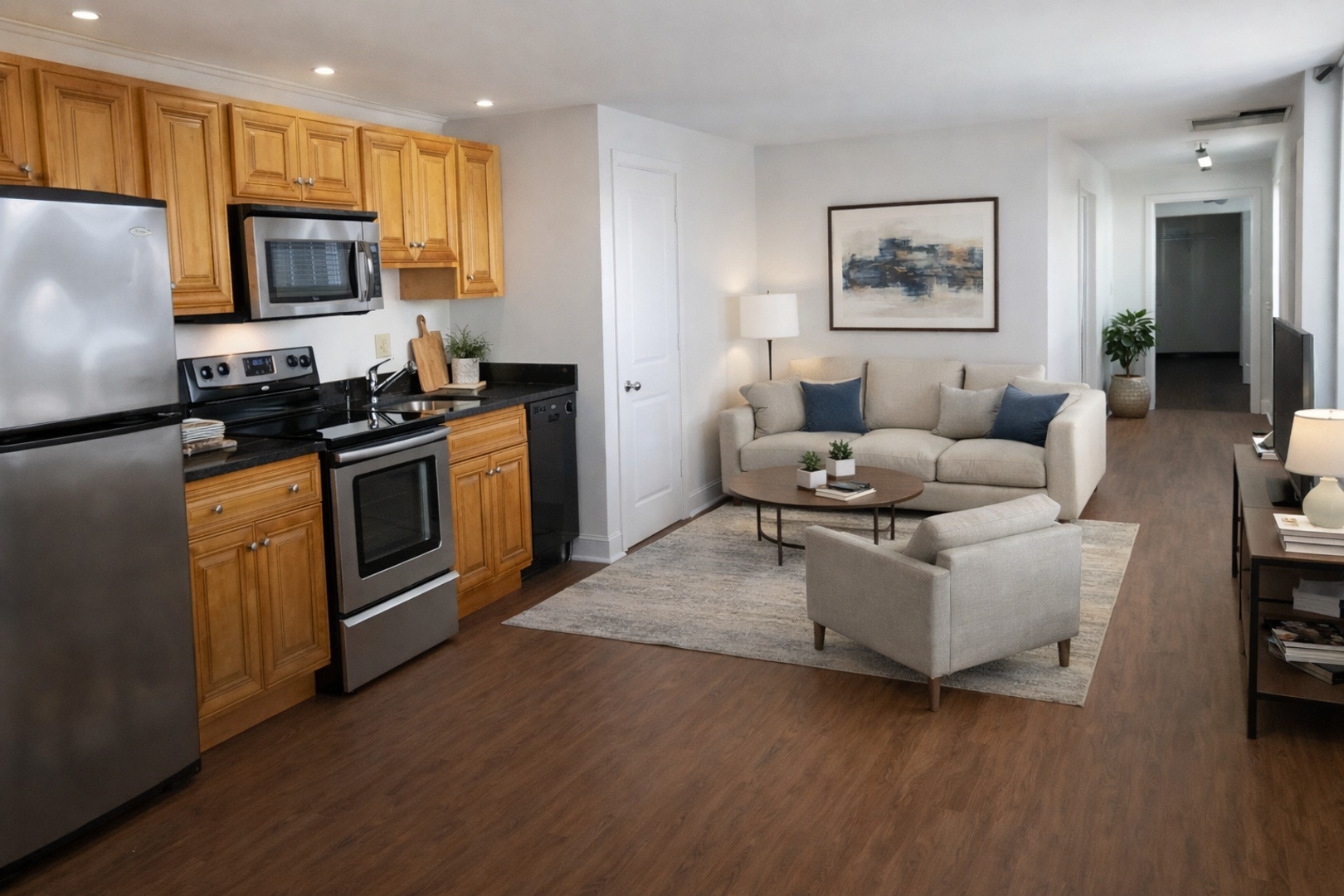 Rockland Apartment: 51 Maple Street