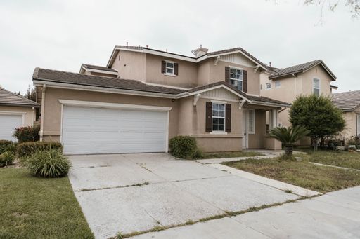 Beautifully Updated Two-Story Home in Prime Oxnard, CA – photo 1