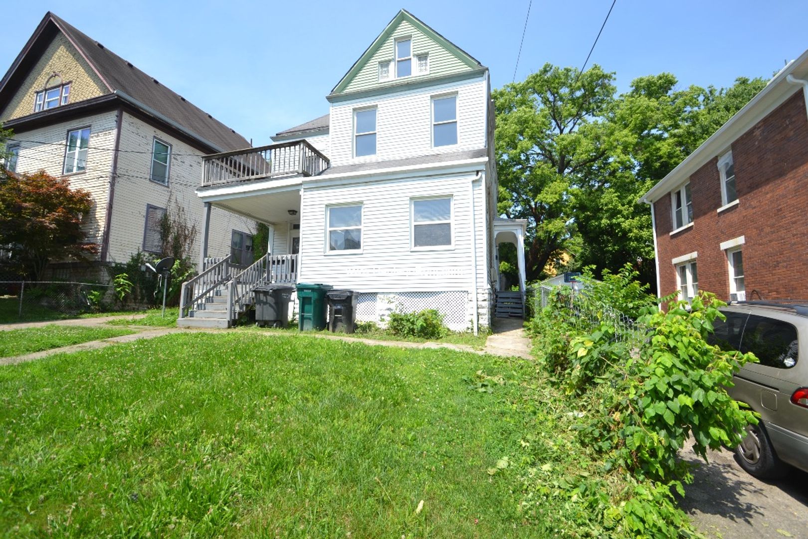 Cincinnati Apartment: 529 Hawthorne Ave