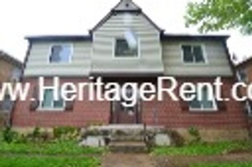Golf Manor 1 Bedroom with Off Street Parking – photo 1