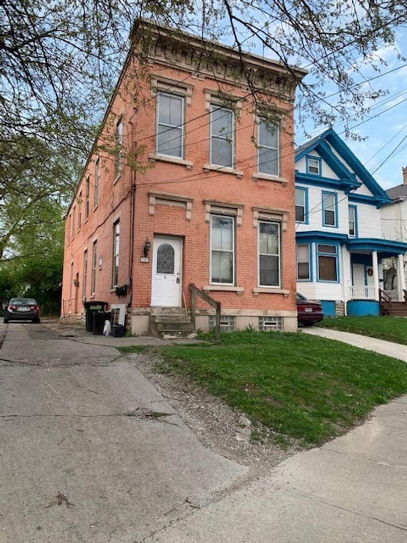 cincinnati Apartment: 3707 Glenway Ave