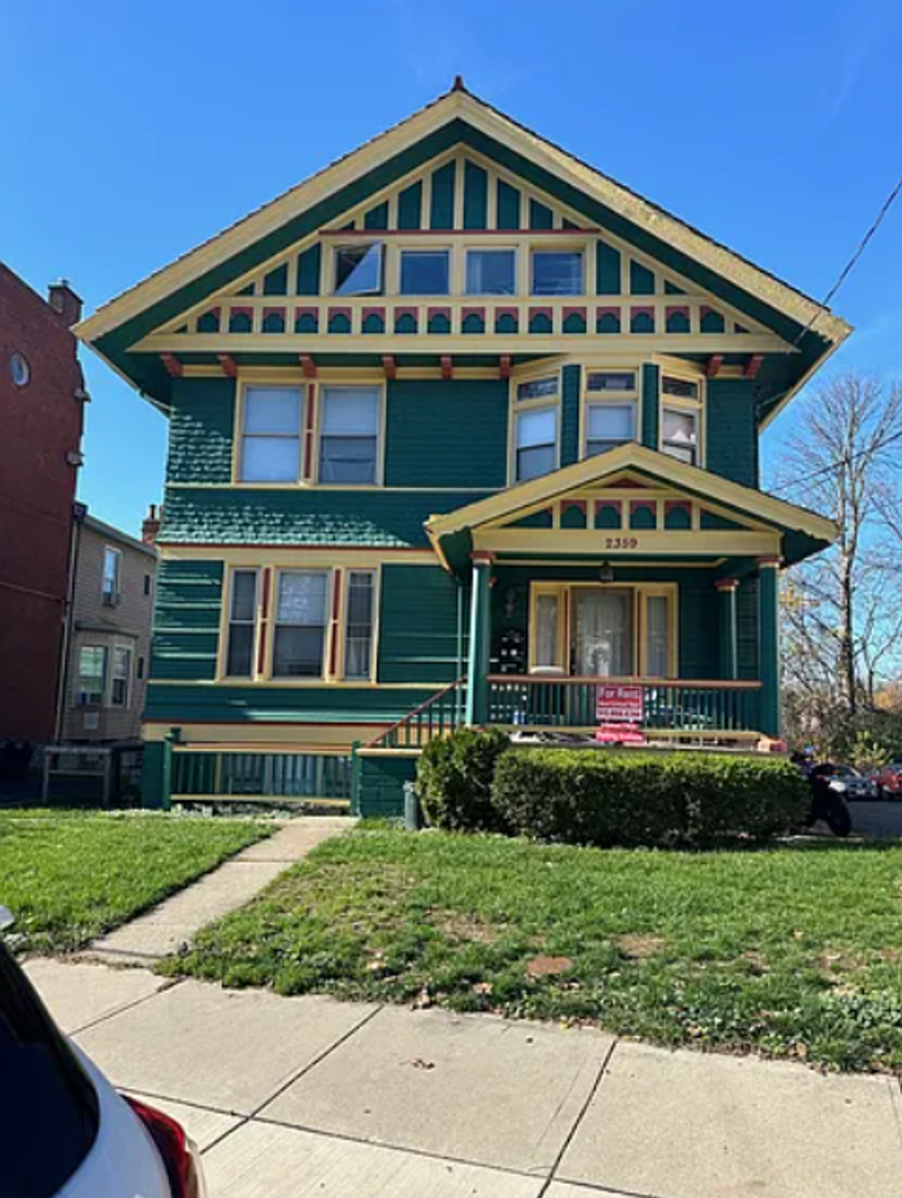Cincinnati Apartment: 2359 Ohio Ave.