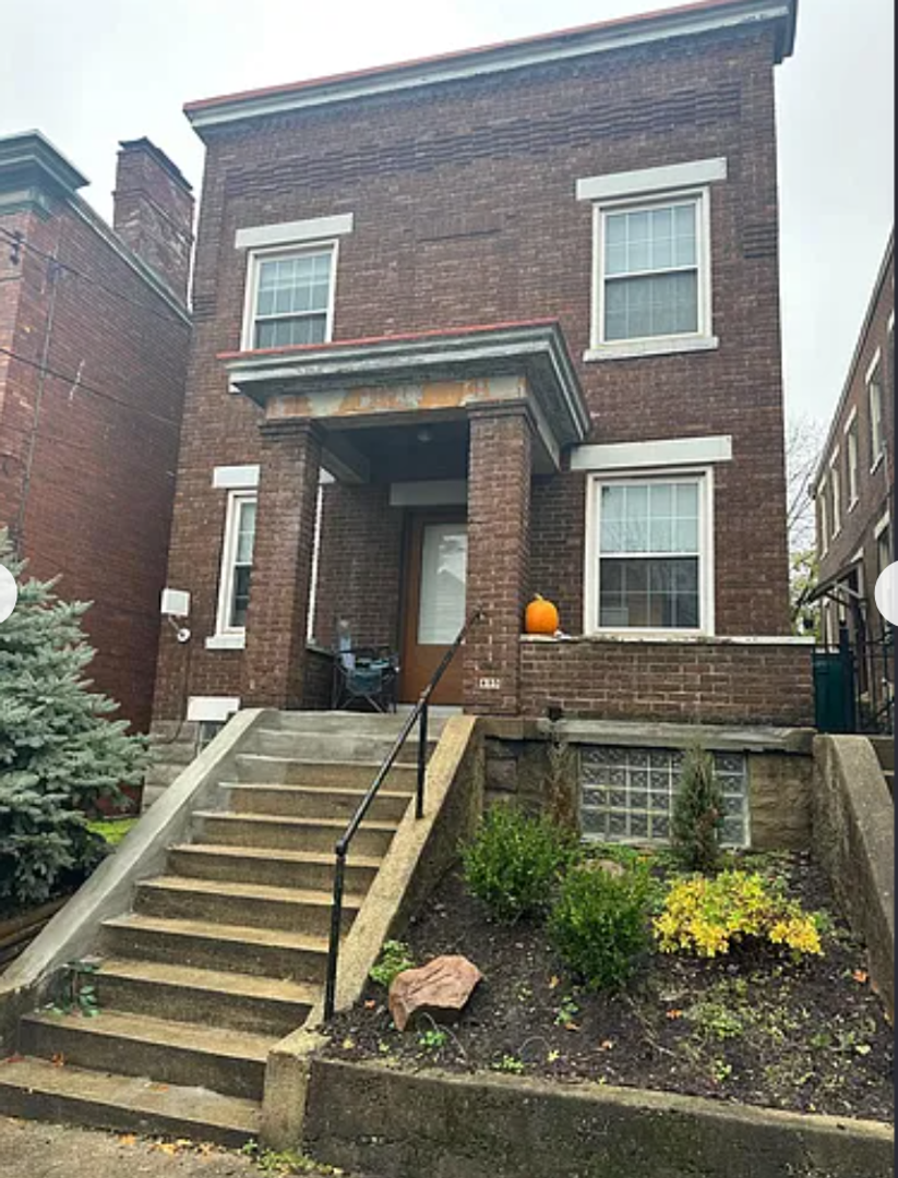 Cincinnati House: 435 Ada