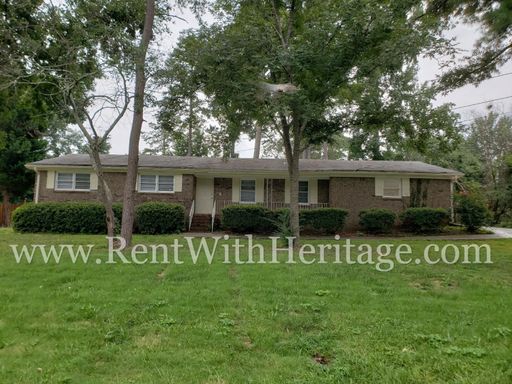 THIS IS A WONDERFUL.....BRICK RANCH STYLE HOME IN A GREAT NEIGHBORHOOD WITH GREAT SCHOOLS AND CLOSE TO EVERYTHING. JUST MINUTES FROM ARBOR PLACE MALL. – photo 1