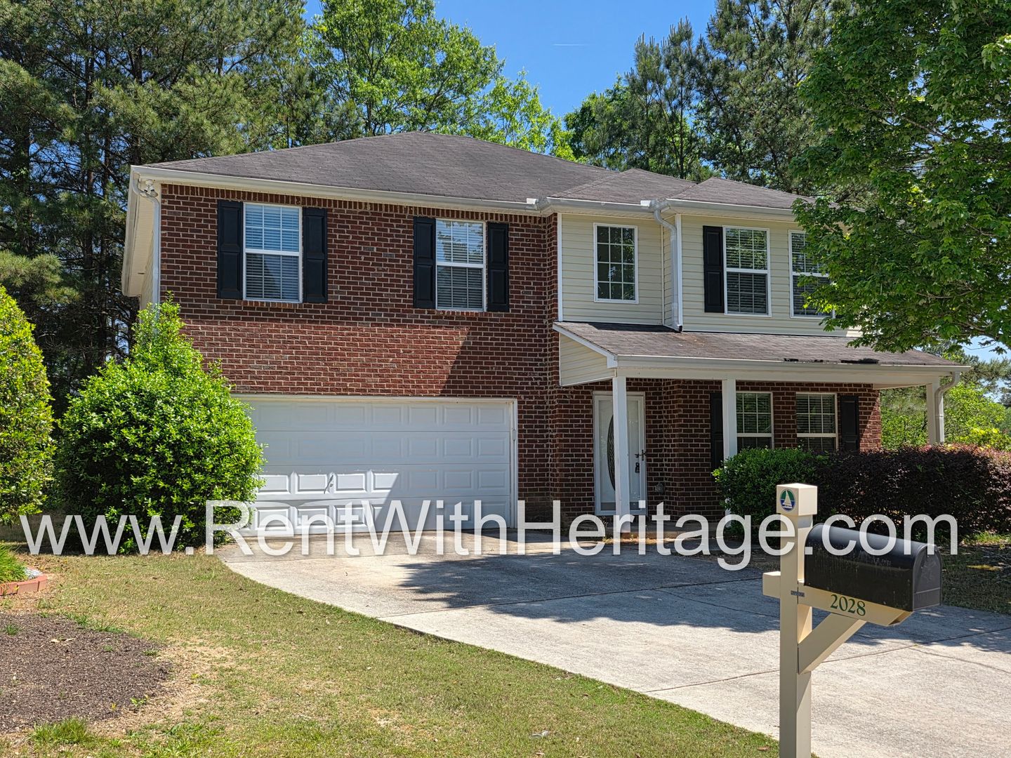 Villa Rica House: 2028 Sweet Bay Drive