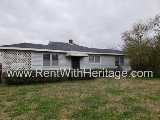 GRANDPA'S BUNGELOW/ CHARMING RANCH HOME/ TOTALLY RENOVATED/ PRIVATE YARD – photo 1