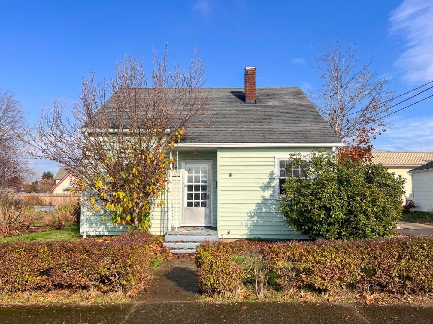 LEBANON Apartment: 165 W. ASH ST