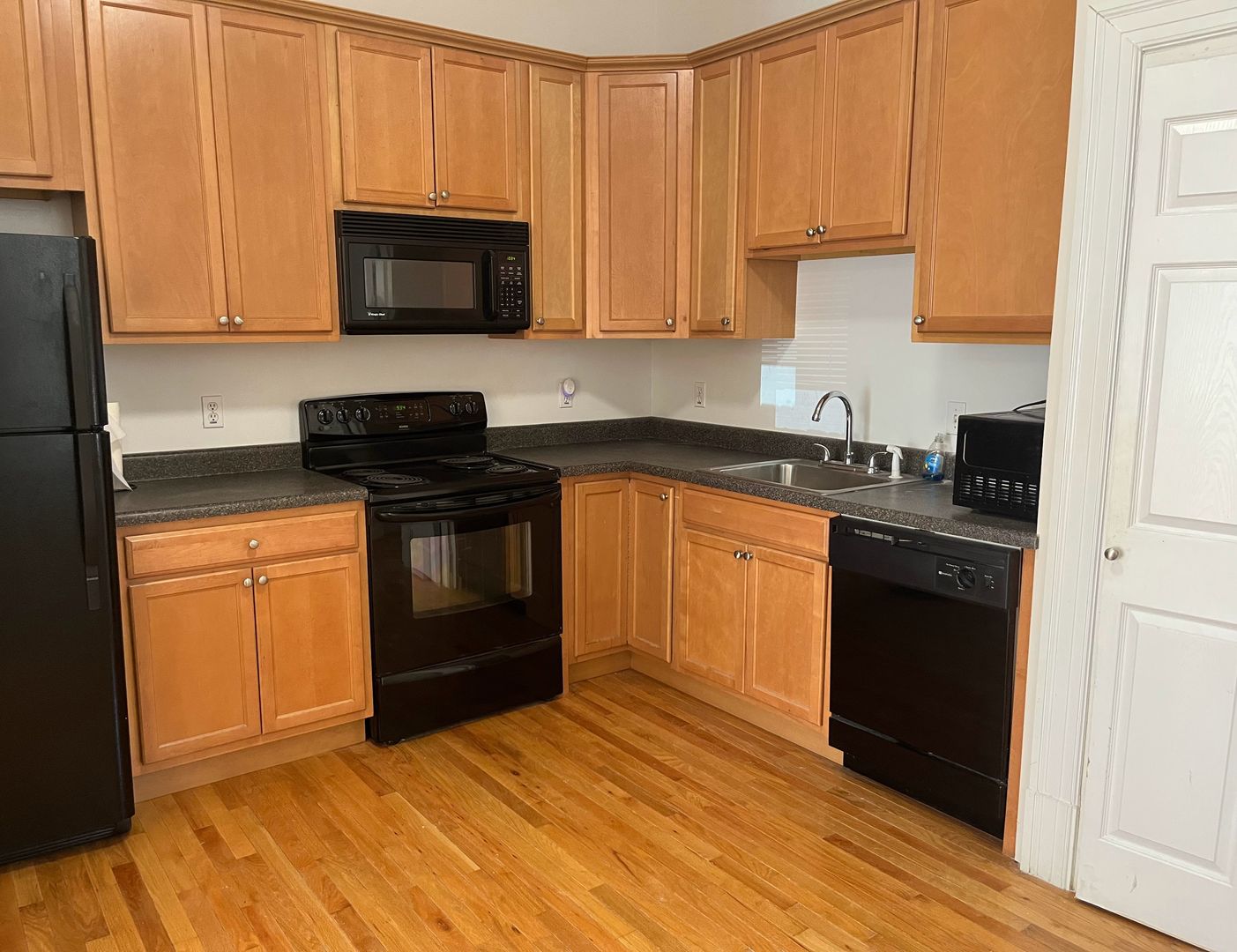 St. Louis Apartment: 2724 1FL Salena Street