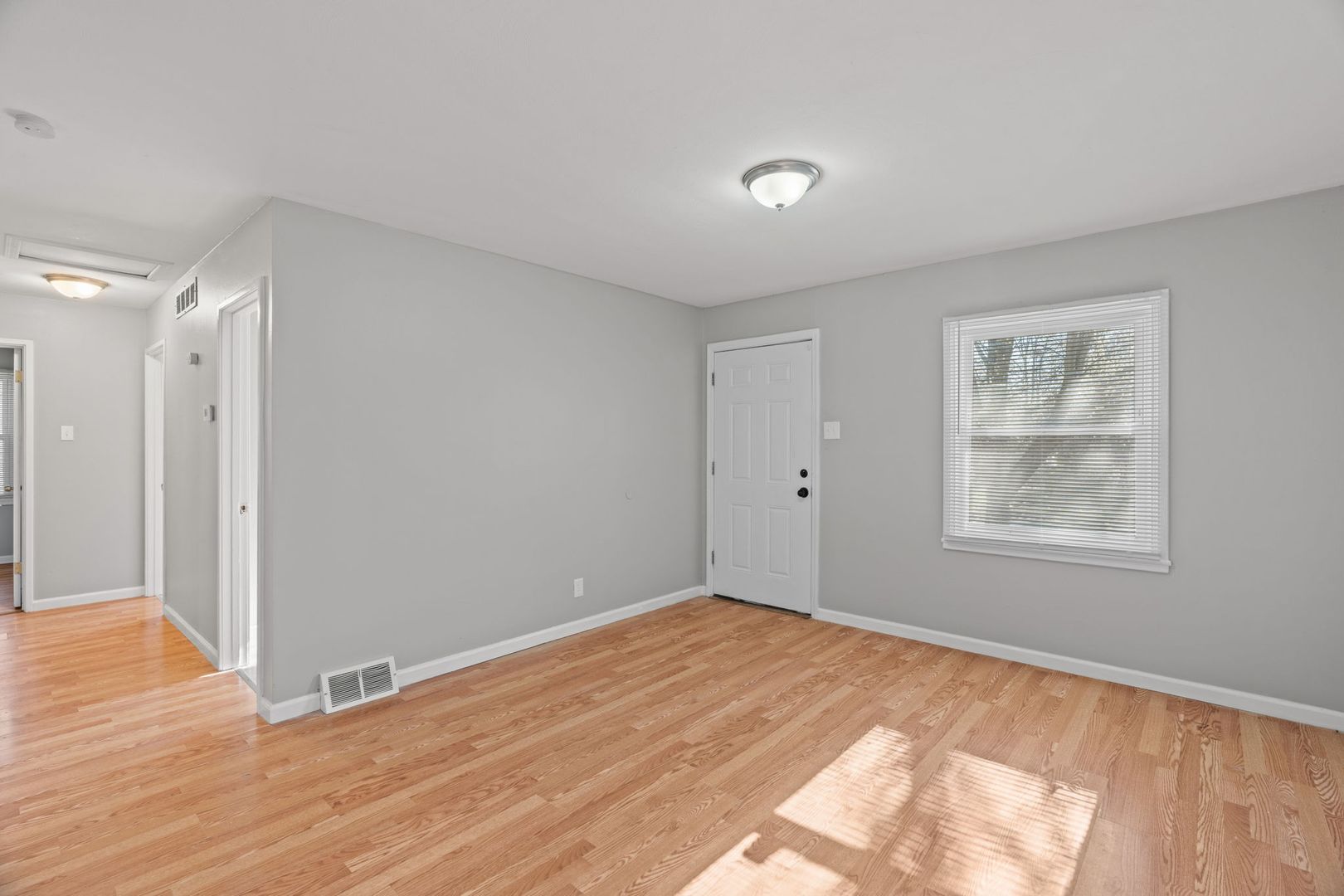 St. Louis House: 317 Cameron Road