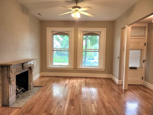 Luxurious Living in Lafayette Square! – photo 1