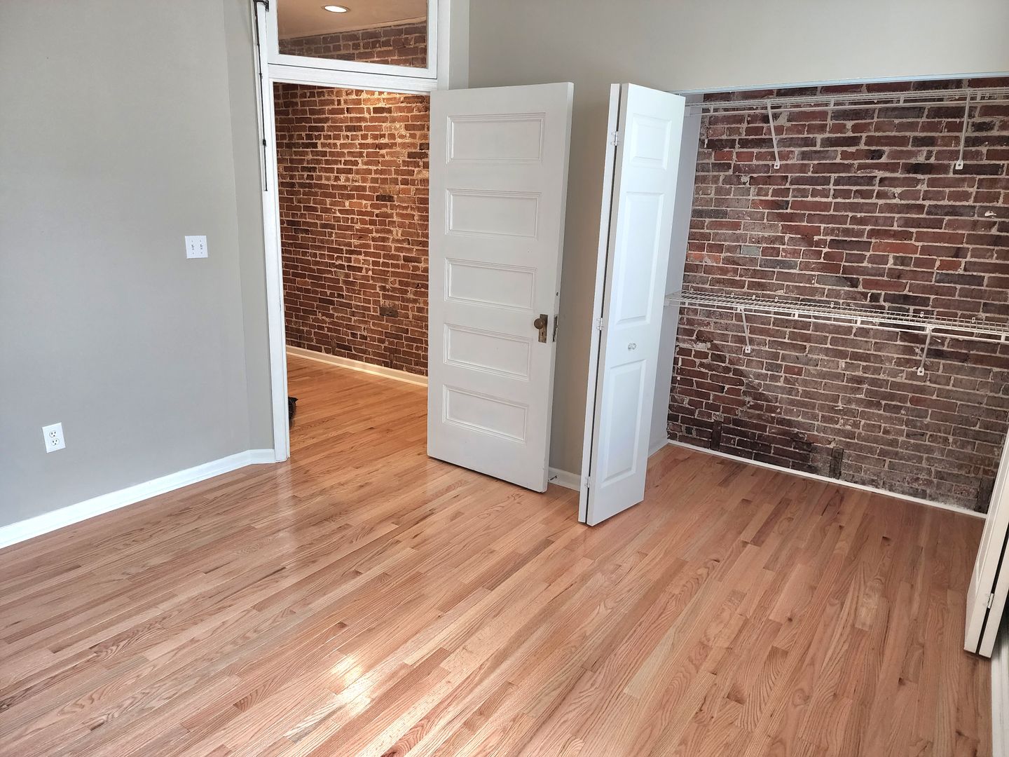 Luxurious Living in Lafayette Square! 8 of 11