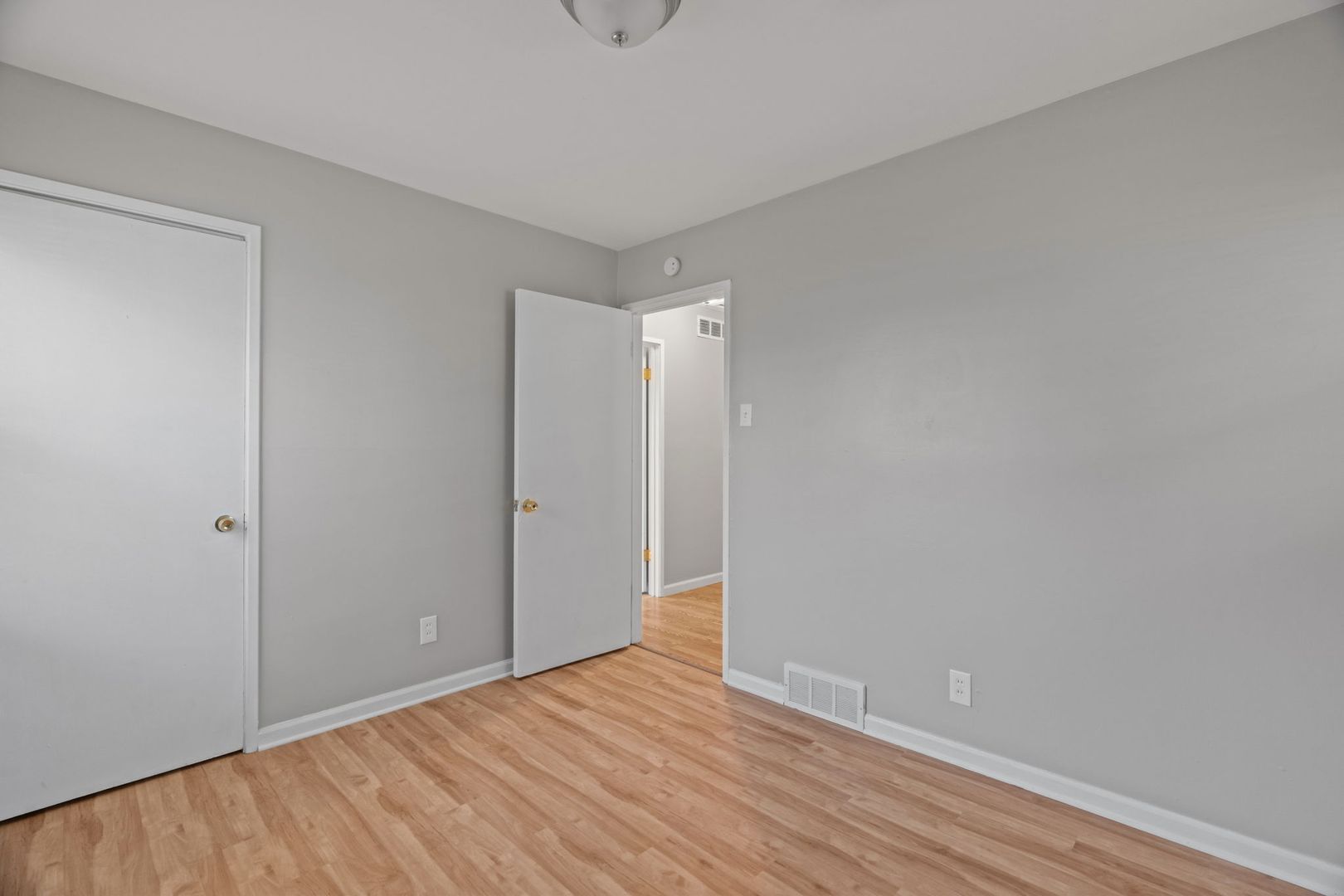 317 Cameron Road 14 of 21