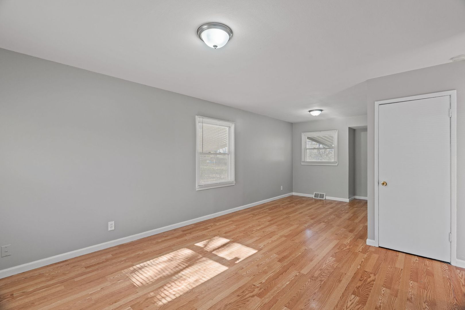 317 Cameron Road 2 of 12