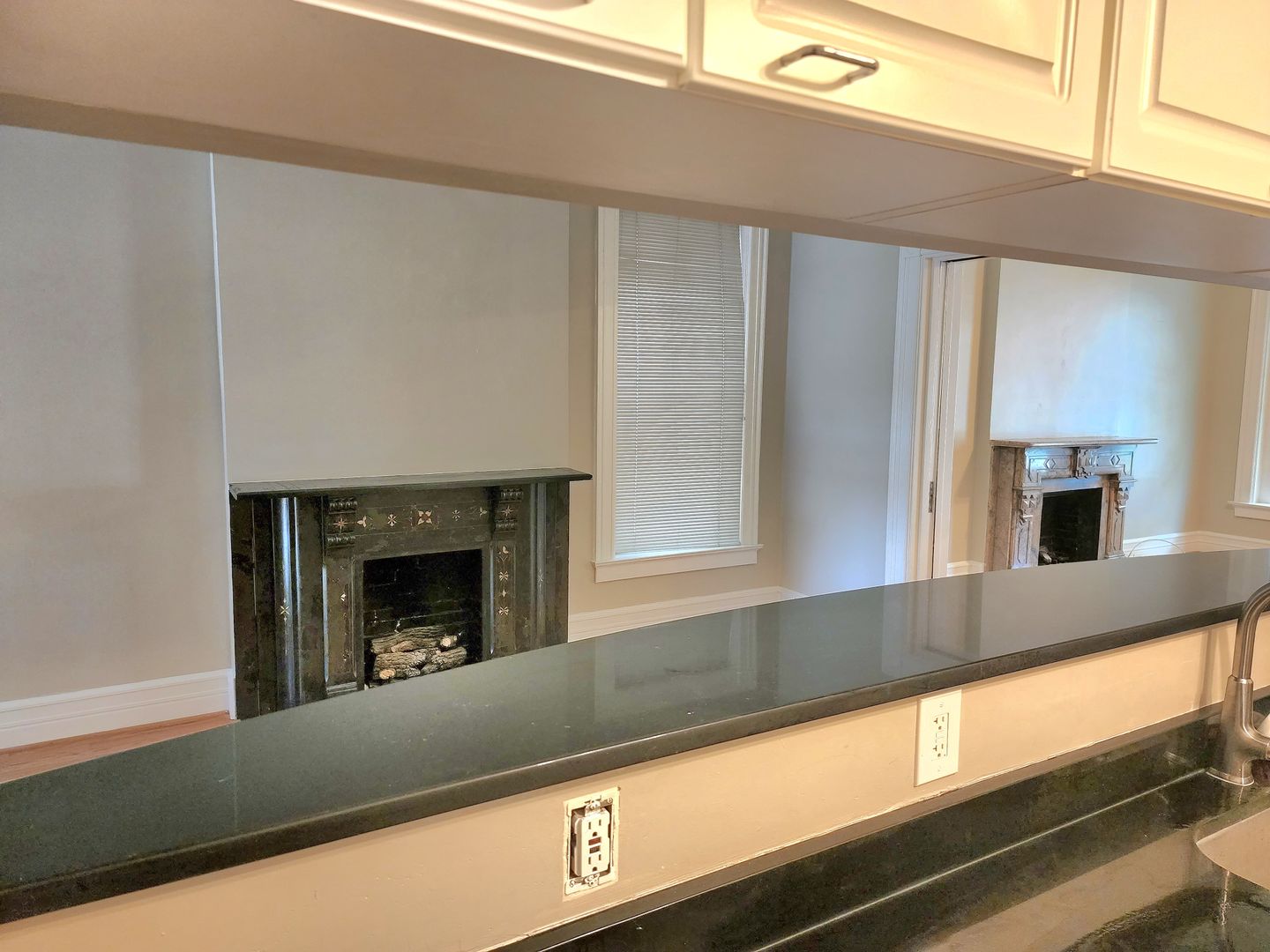 Luxurious Living in Lafayette Square! 5 of 11