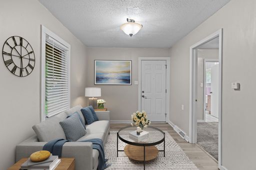 Single family family home on large lot – photo 1