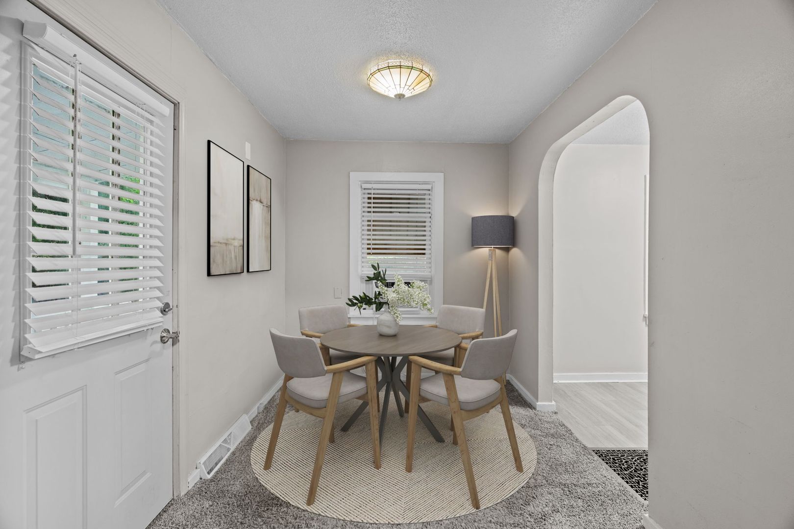 2936 North Hanley Rd 9 of 12
