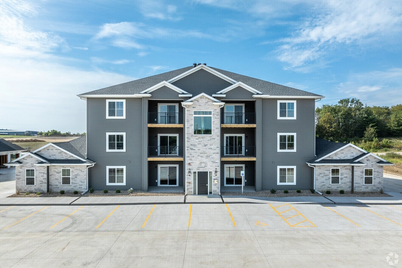 West Branch Apartment: 202 Sycamore