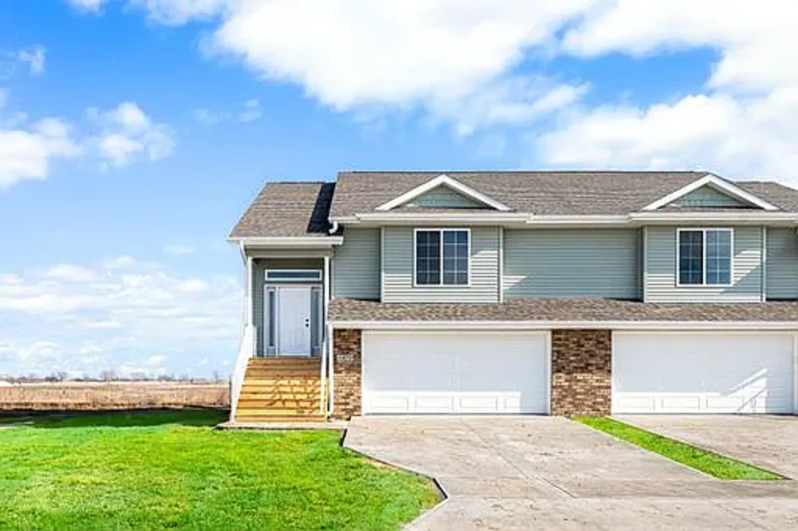 North Liberty Apartment: 1420-1422 Ruth Ave