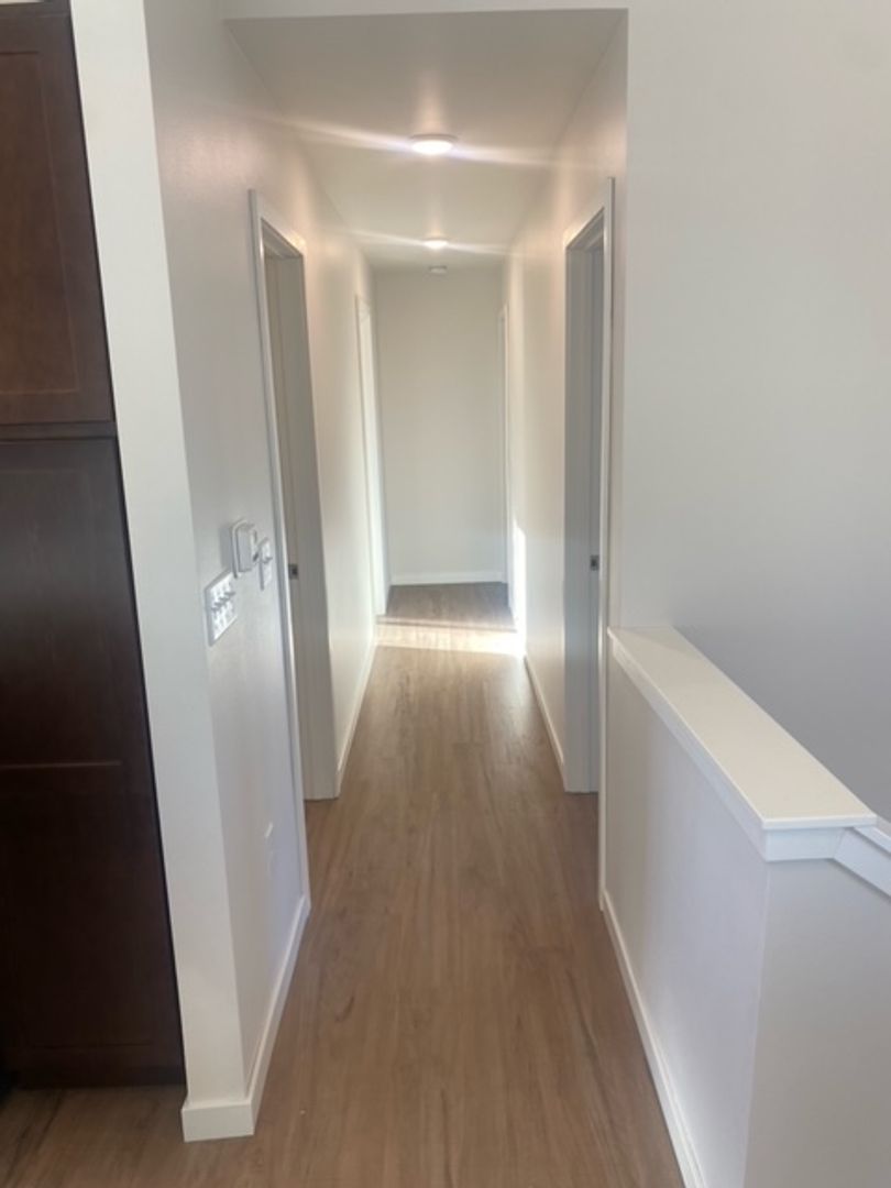 Coralville Apartment: Summit Ct - Nye Way - Huntington Dr.